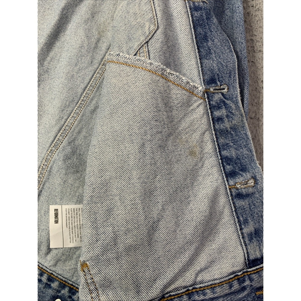 Reformation Levis Denim Jacket Womens Size Medium Collar and Cuffs Animal Print - Picture 14 of 16